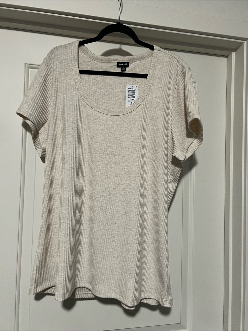 torrid Cream Ribbed Short Sleeve Scoop Neck Top